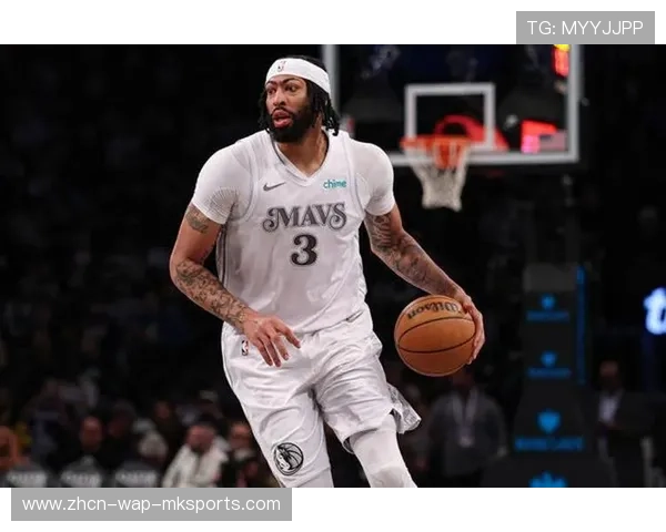 独行侠戴维斯左内收肌拉伤出战成疑 独行侠戴维斯左内收肌拉伤出战成疑